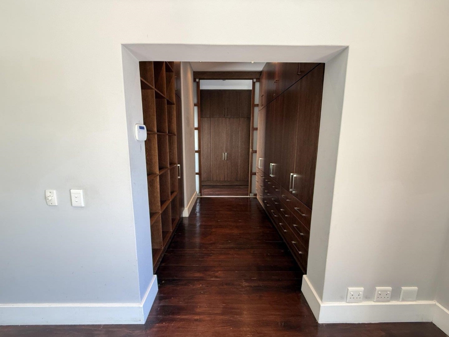 To Let 2 Bedroom Property for Rent in Fresnaye Western Cape